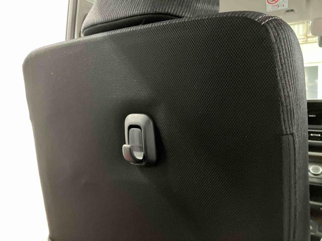 ムーヴＧ届出済未使用車　元展示車　オートマチックハイビーム　ＬＥＤヘッドランプ　電動格納ミラー　アイドリングストップ　レーンアシスト　オートライト　スマートキー　プッシュスタート　衝突被害軽減システム（長崎県）の中古車