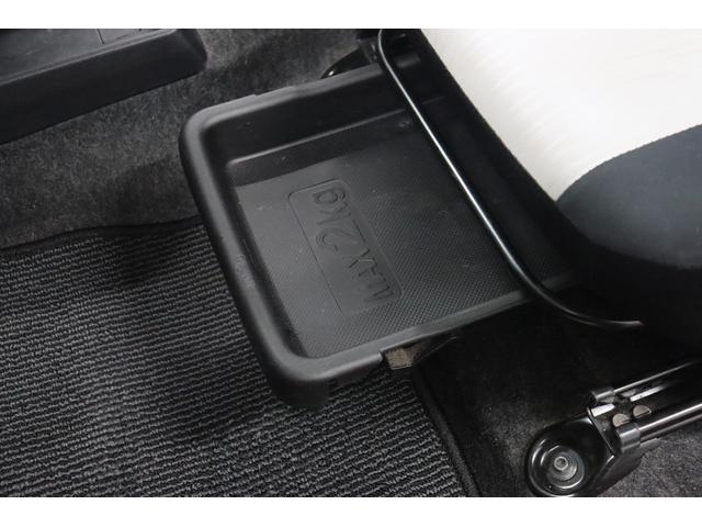 ミライースＸ　ＳＡIIIナビＴＶ　ＤＶＤ再生　Ｂｌｕｅｔｏｏｔｈ接続　キーレスキー　車線逸脱警告　ハイビームアシスト　衝突安全ボディ　ダブルエアバッグ　盗難防止装置　横滑防止装置　点検記録簿（長崎県）の中古車