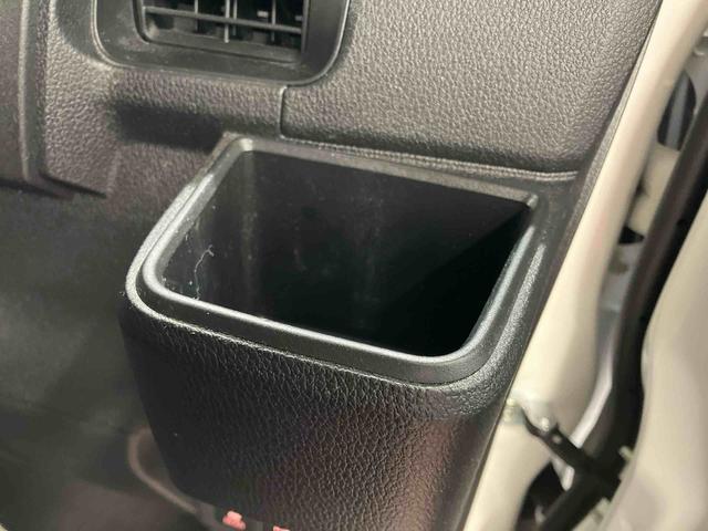 ハイゼットカーゴＤＸ４ＷＤ　アイドリングストップ　レーンキープアシスト　運転席エアバッグ　助手席エアバッグ　１オーナー車　オートマチックハイビーム　記録簿　オートライト　ＡＢＳ　衝突安全ボディ　衝突被害軽減システム（長崎県）の中古車