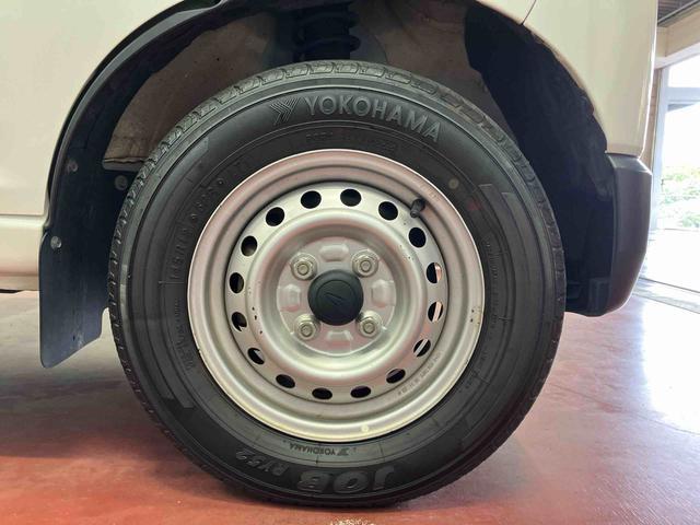 ハイゼットカーゴＤＸ４ＷＤ　アイドリングストップ　レーンキープアシスト　運転席エアバッグ　助手席エアバッグ　１オーナー車　オートマチックハイビーム　記録簿　オートライト　ＡＢＳ　衝突安全ボディ　衝突被害軽減システム（長崎県）の中古車