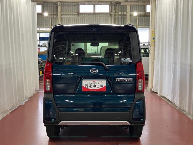 タントファンクロス届出済未使用車　元展示車　シートヒーター　誤発進抑制装置　１オーナー　オートマチックハイビーム　禁煙　両側電動スライドドア　ＬＥＤヘッドランプ　車線逸脱警報　オートライト　スマートキー　アルミホイール（長崎県）の中古車