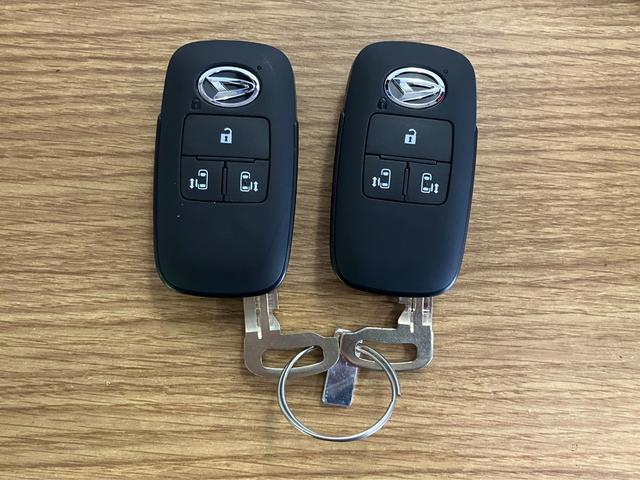 タントファンクロス届出済未使用車　元展示車　シートヒーター　誤発進抑制装置　１オーナー　オートマチックハイビーム　禁煙　両側電動スライドドア　ＬＥＤヘッドランプ　車線逸脱警報　オートライト　スマートキー　アルミホイール（長崎県）の中古車