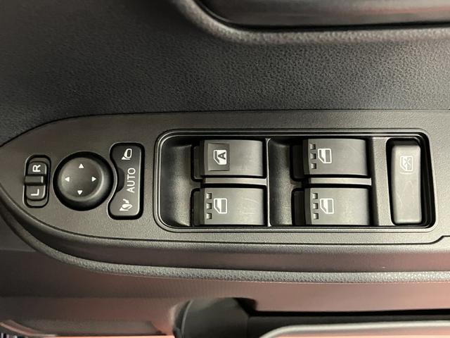 タントファンクロス届出済未使用車　元展示車　シートヒーター　誤発進抑制装置　１オーナー　オートマチックハイビーム　禁煙　両側電動スライドドア　ＬＥＤヘッドランプ　車線逸脱警報　オートライト　スマートキー　アルミホイール（長崎県）の中古車