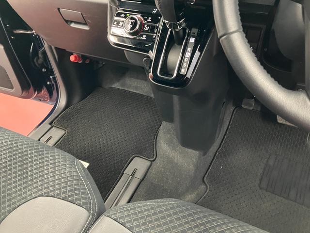タントカスタムＲＳスタイルセレクション下取車　衝突被害軽減ブレーキ　スマートキー　追従クルーズ　両側オートスライドドア　アイドリングストップ　バックモニター　ターボエンジン　前席シートヒーター　ナビＴＶ　ＬＥＤライト　ドラレコ付き（長崎県）の中古車