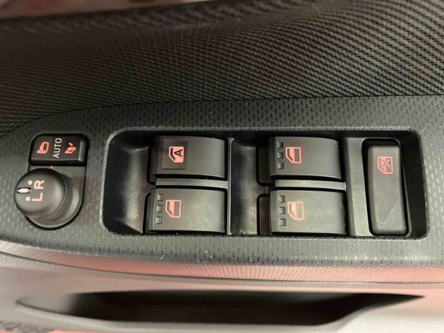 ムーヴカスタム　ＸリミテッドII　ＳＡIII下取車　ナビ　ブルートゥース　ＥＴＣ　パノラマカメラ　ドライブレコーダー　衝突被害軽減システム　ＬＥＤヘッドランプ　オートライト　電動格納ドアミラー　シートヒーター　スマートキー　ＡＢＳ　ベンチシート（長崎県）の中古車