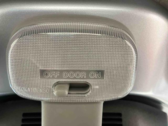 ハイゼットトラックスタンダード　農用スペシャルＳＡIIIｔ４ＷＤ　マニュアル車　ＬＥＤヘッドランプ　運転席エアバッグ　助手席エアバッグ　マニュアルエアコン　レーンアシスト　パワステ　ＡＢＳ　衝突被害軽減システム（長崎県）の中古車