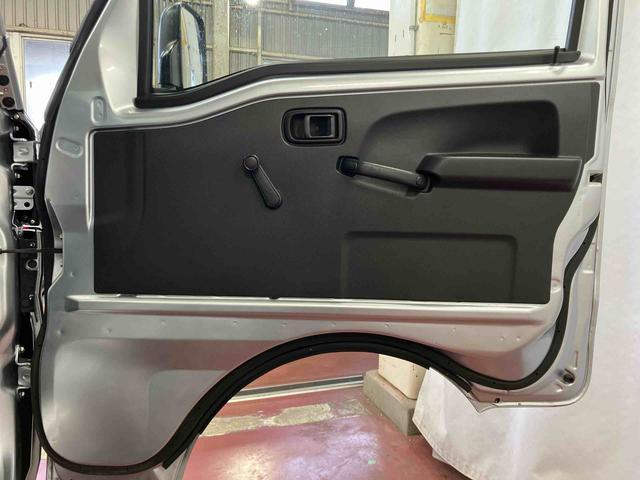 ハイゼットトラックスタンダード　農用スペシャルＳＡIIIｔ４ＷＤ　マニュアル車　ＬＥＤヘッドランプ　運転席エアバッグ　助手席エアバッグ　マニュアルエアコン　レーンアシスト　パワステ　ＡＢＳ　衝突被害軽減システム（長崎県）の中古車