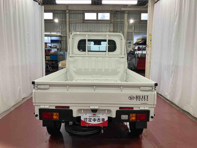 ハイゼットトラックスタンダード届出済未使用車　元展示車　２ＷＤ　ＣＶＴ車　１オーナー　衝突被害軽減システム　パワステ　エアコン　運転席エアバッグ　助手席エアバッグ　禁煙　アイドルストップ　ＥＳＣ　ＡＢＳ　オートライト（長崎県）の中古車