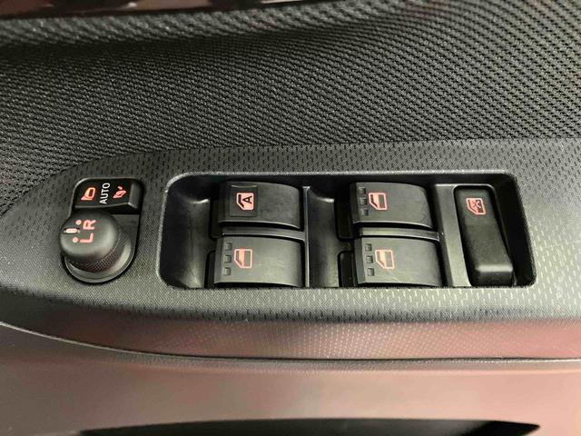 ムーヴカスタム X VS SAIII下取車 メモリーナビ 車線逸脱警報 エアバッグ 電動格納ミラー 記録簿 イモビライザー アルミホイール LEDヘッドランプ パノラマカメラ スマートキー プッシュスタート フルセグ ABS DVD(長崎県)の中古車