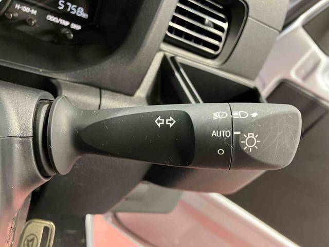 ハイゼットトラックスタンダード１オーナー　２ＷＤ　ＣＶＴ車　衝突被害軽減システム　パワステ　運転席エアバッグ　助手席エアバッグ　アイドリングストップ　ＡＢＳ　オートライト　レーンキープアシスト　点検記録簿　オートマチックハイビーム（長崎県）の中古車