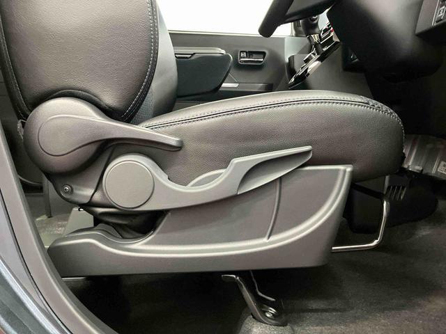 タントカスタムＸ届出済未使用車　元展示車　衝突被害軽減システム　車線逸脱防止　アイドリングストップ　禁煙　ＬＥＤヘッドランプ　１オーナー　シートヒーター　オートマチックハイビーム　電動格納ミラー　スマートキー（長崎県）の中古車