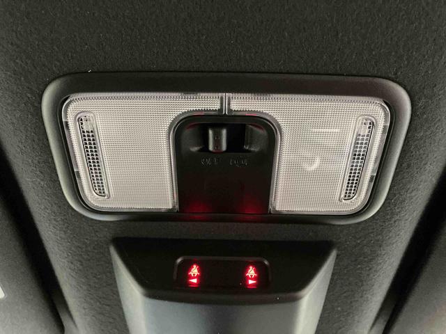 タントカスタムＸ届出済未使用車　元展示車　衝突被害軽減システム　車線逸脱防止　アイドリングストップ　禁煙　ＬＥＤヘッドランプ　１オーナー　シートヒーター　オートマチックハイビーム　電動格納ミラー　スマートキー（長崎県）の中古車