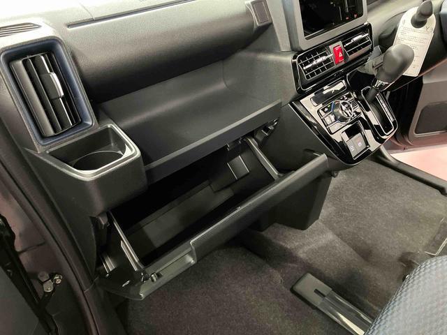 タントカスタムＸ届出済未使用車　元展示車　衝突被害軽減システム　車線逸脱防止　アイドリングストップ　禁煙　ＬＥＤヘッドランプ　１オーナー　シートヒーター　オートマチックハイビーム　電動格納ミラー　スマートキー（長崎県）の中古車