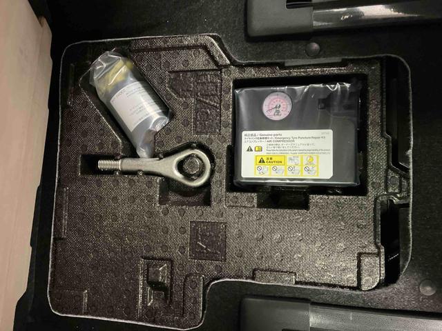 タントカスタムＸ届出済未使用車　元展示車　衝突被害軽減システム　車線逸脱防止　アイドリングストップ　禁煙　ＬＥＤヘッドランプ　１オーナー　シートヒーター　オートマチックハイビーム　電動格納ミラー　スマートキー（長崎県）の中古車