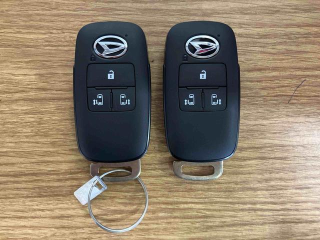 タントカスタムＲＳ届出済未使用車　元展示車　ターボ　衝突被害軽減システム　車線逸脱防止　アイドリングストップ　両側電動スライドドア　禁煙　シートヒーター　オートマチックハイビーム　スマートキー　ＬＥＤヘッドライト（長崎県）の中古車