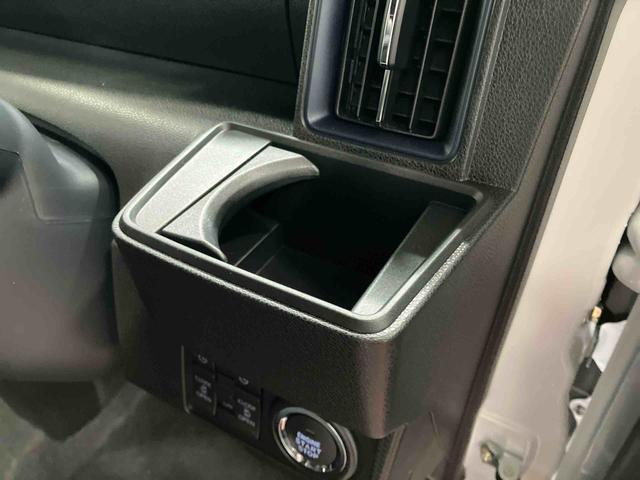 タントカスタムＲＳ届出済未使用車　元展示車　ターボ　衝突被害軽減システム　車線逸脱防止　アイドリングストップ　両側電動スライドドア　禁煙　シートヒーター　オートマチックハイビーム　スマートキー　ＬＥＤヘッドライト（長崎県）の中古車