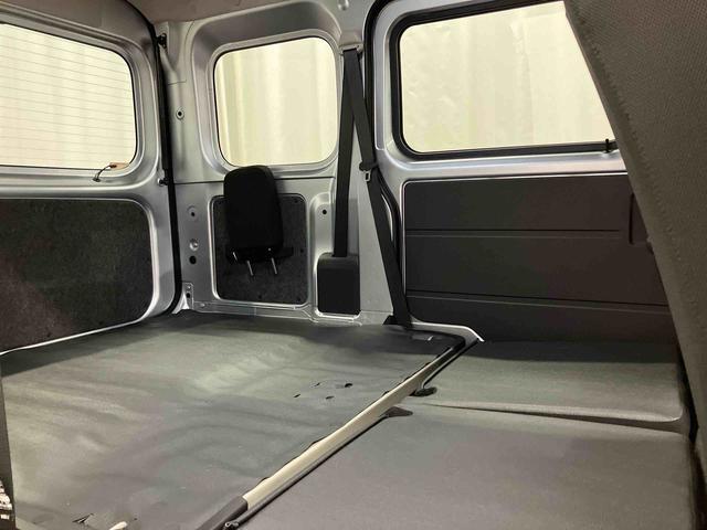 ハイゼットカーゴクルーズ下取車　ディスプレイ付きオーディオ　衝突被害軽減システム　電動格納ミラー　ブルートゥース　ＥＴＣ　アイドリングストップ　衝突安全ボディ　運転席エアバッグ　助手席エアバッグ　キーレス　ＥＳＣ　ＡＢＳ（長崎県）の中古車