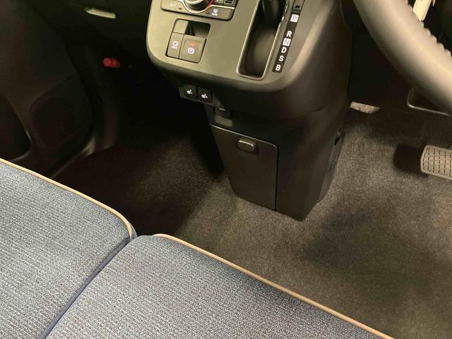 ムーヴキャンバスセオリーＧ届出済未使用車　元展示車　アイドリングストップ　衝突被害軽減システム　電動格納ミラー　ＬＥＤヘッドランプ　シートヒーター　両側電動スライドドア　禁煙　オートライト　１オーナー　車線逸脱警報（長崎県）の中古車