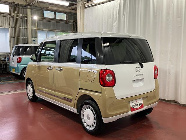 ムーヴキャンバスストライプスＧ届出済未使用車　元展示車　アイドリングストップ　禁煙　セキュリティアラーム　スマートキー　プッシュスタート　シートヒーター　１オーナー　ＬＥＤヘッドランプ　車線逸脱警報　ベンチシート　オートハイビーム（長崎県）の中古車