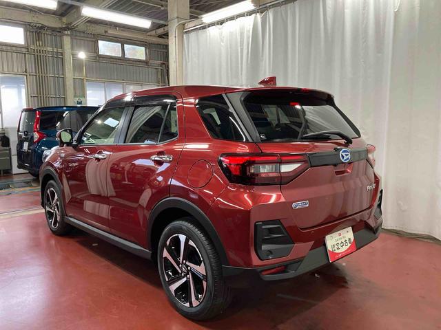 ロッキープレミアムＧ　ＨＥＶナビ　ブルートゥース　ドライブレコーダー　パノラマモニター　衝突被害軽減システム　アダプティブクルーズコントロール　衝突安全ボディ　シートヒーター　スマートキー　ＬＥＤヘッドランプ　オートライト（長崎県）の中古車