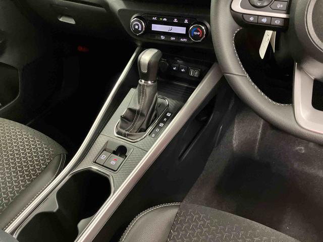 ロッキープレミアムＧ　ＨＥＶナビ　ブルートゥース　ドライブレコーダー　パノラマモニター　衝突被害軽減システム　アダプティブクルーズコントロール　衝突安全ボディ　シートヒーター　スマートキー　ＬＥＤヘッドランプ　オートライト（長崎県）の中古車