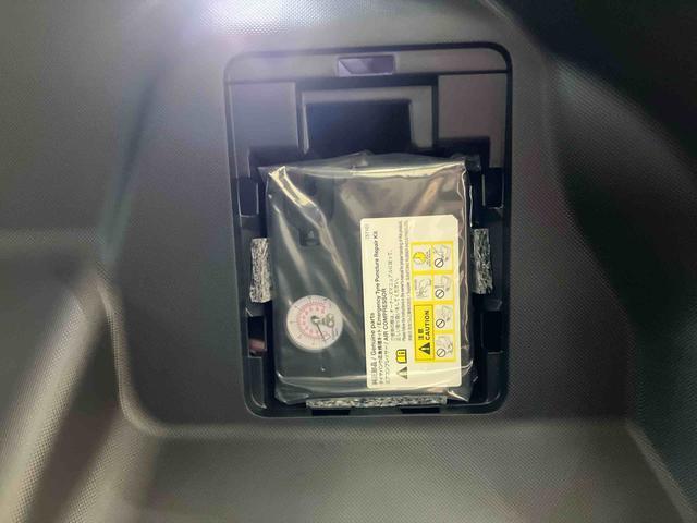 ロッキープレミアムＧ　ＨＥＶナビ　ブルートゥース　ドライブレコーダー　パノラマモニター　衝突被害軽減システム　アダプティブクルーズコントロール　衝突安全ボディ　シートヒーター　スマートキー　ＬＥＤヘッドランプ　オートライト（長崎県）の中古車