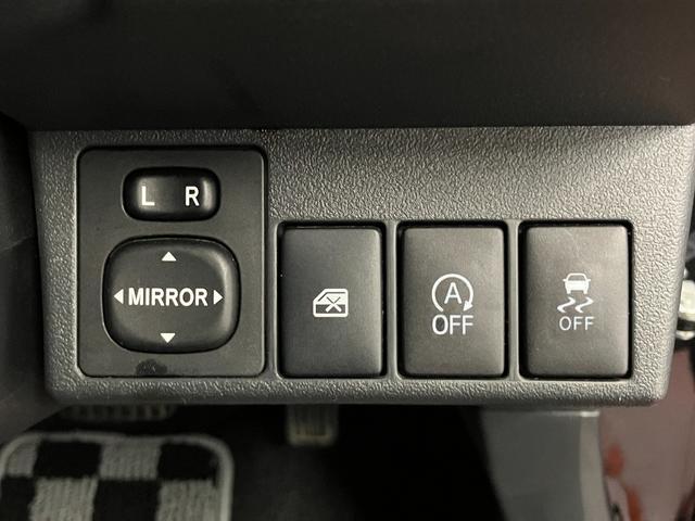 コペンローブ下取車　ターボ　ＣＶＴ　シートヒーター　ＬＥＤヘッドランプ　フォグランプ　横滑り防止装置　純正アルミホイール　スマートキー　プッシュスタート　アイドリングストップ（長崎県）の中古車