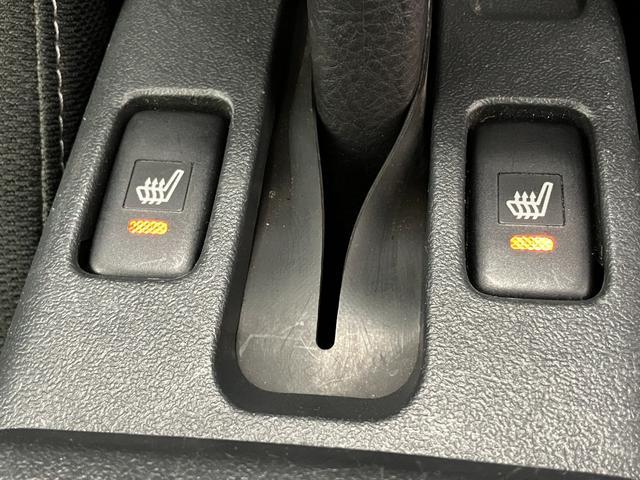 コペンローブ下取車　ターボ　ＣＶＴ　シートヒーター　ＬＥＤヘッドランプ　フォグランプ　横滑り防止装置　純正アルミホイール　スマートキー　プッシュスタート　アイドリングストップ（長崎県）の中古車