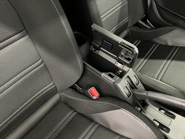 コペンローブ下取車　ターボ　ＣＶＴ　シートヒーター　ＬＥＤヘッドランプ　フォグランプ　横滑り防止装置　純正アルミホイール　スマートキー　プッシュスタート　アイドリングストップ（長崎県）の中古車