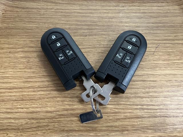 ムーヴキャンバスＧメイクアップＶＳ　ＳＡIII下取車　ナビ　パノラマモニター　前後ドライブレコーダー　シートヒーター　両側電動スライドドア　Ｂｌｕｅｔｏｏｔｈ　フルセグＴＶ　ＵＳＢ入力端子　スマートキー　衝突被害軽減システム　ＬＥＤヘッドランプ（長崎県）の中古車