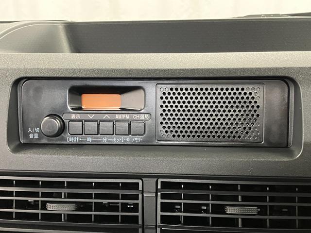 ハイゼットトラックスタンダード元展示車　１オーナー　２ＷＤ　ＣＶＴ車　禁煙　パワーステアリング　ＡＭ／ＦＭラジオ　オートライト　オートマチックハイビーム　衝突被害軽減システム　レーンアシスト　横滑り防止装置　アイドリングストップ（長崎県）の中古車