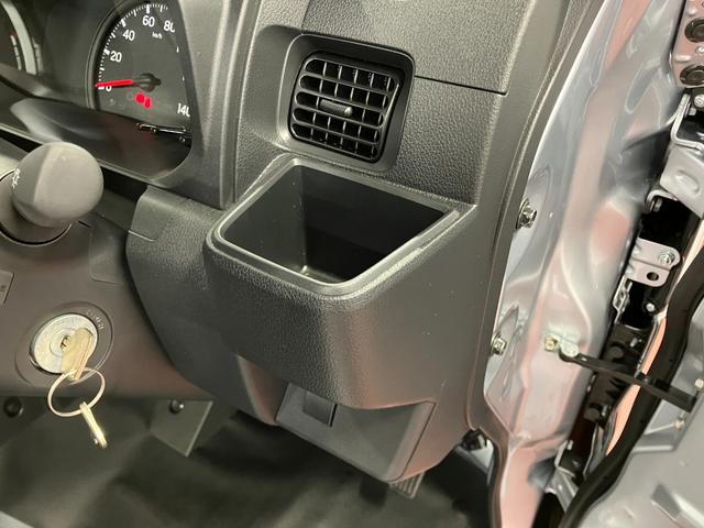 ハイゼットトラックスタンダード元展示車　１オーナー　２ＷＤ　ＣＶＴ車　禁煙　パワーステアリング　ＡＭ／ＦＭラジオ　オートライト　オートマチックハイビーム　衝突被害軽減システム　レーンアシスト　横滑り防止装置　アイドリングストップ（長崎県）の中古車