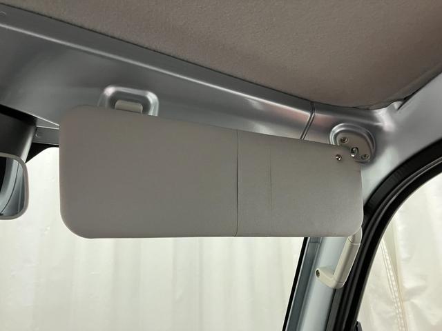 ハイゼットトラックスタンダード元展示車　１オーナー　２ＷＤ　ＣＶＴ車　禁煙　パワーステアリング　ＡＭ／ＦＭラジオ　オートライト　オートマチックハイビーム　衝突被害軽減システム　レーンアシスト　横滑り防止装置　アイドリングストップ（長崎県）の中古車