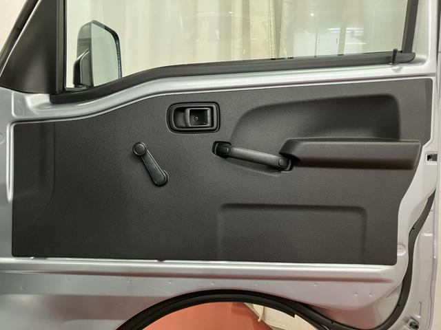 ハイゼットトラックスタンダード元展示車　１オーナー　２ＷＤ　ＣＶＴ車　禁煙　パワーステアリング　ＡＭ／ＦＭラジオ　オートライト　オートマチックハイビーム　衝突被害軽減システム　レーンアシスト　横滑り防止装置　アイドリングストップ（長崎県）の中古車