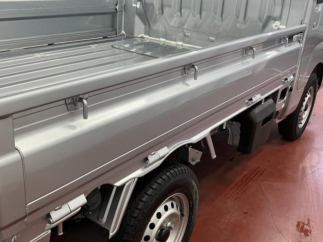 ハイゼットトラックスタンダード元展示車　１オーナー　２ＷＤ　ＣＶＴ車　禁煙　パワーステアリング　ＡＭ／ＦＭラジオ　オートライト　オートマチックハイビーム　衝突被害軽減システム　レーンアシスト　横滑り防止装置　アイドリングストップ（長崎県）の中古車