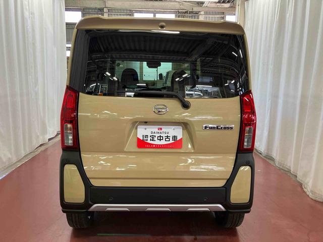 タントファンクロスターボ届出済未使用車　元展示車　ターボ　ディスプレイオーディオ　１オーナー車　ＬＥＤヘッドランプ　シ−トヒ−タ−　車線逸脱警報　スマートキー　衝突安全ボディ　アルミホイール　記録簿　オートマチックハイビーム（長崎県）の中古車