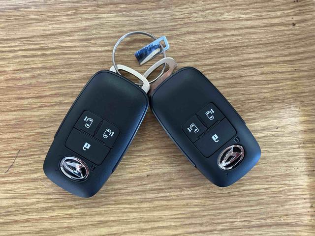 タントファンクロスターボ届出済未使用車　元展示車　ターボ　ディスプレイオーディオ　１オーナー車　ＬＥＤヘッドランプ　シ−トヒ−タ−　車線逸脱警報　スマートキー　衝突安全ボディ　アルミホイール　記録簿　オートマチックハイビーム（長崎県）の中古車