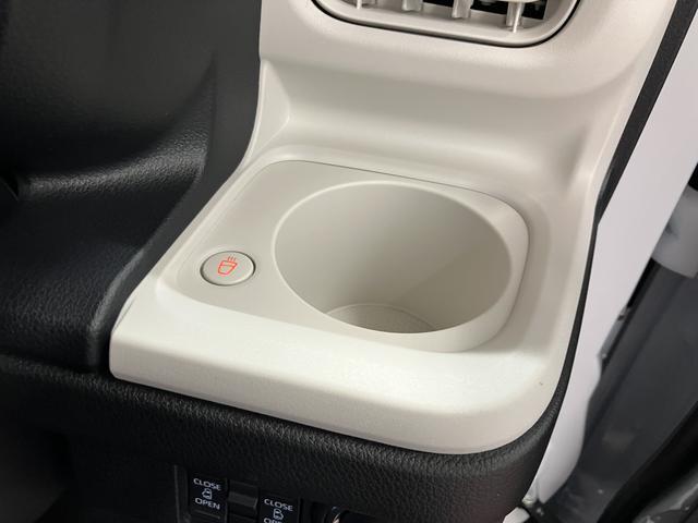 ムーヴキャンバスストライプスＧ届出済未使用車　展示車　禁煙　踏み間違い防止　セキュリティ　スマートキー　ＬＥＤ　シートヒーター　車線逸脱警告　アイドリングストップ　オートライト　安全ボディ　両側電動スライドドア　点検記録簿（長崎県）の中古車