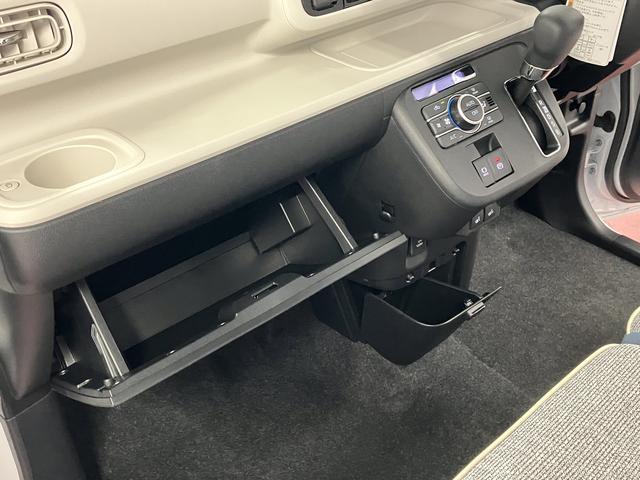 ムーヴキャンバスストライプスＧ届出済未使用車　展示車　禁煙　踏み間違い防止　セキュリティ　スマートキー　ＬＥＤ　シートヒーター　車線逸脱警告　アイドリングストップ　オートライト　安全ボディ　両側電動スライドドア　点検記録簿（長崎県）の中古車