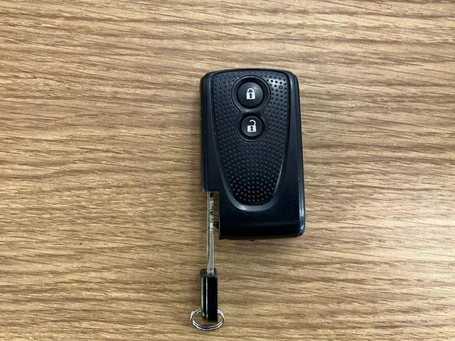 ムーヴカスタム　Ｘリミテッド下取車　セキュリティーアラーム　電格ミラー　スマートキー　ＤＶＤ再生　衝突安全ボディ　ベンチシート　運転席エアバック　ＡＢＳ　アルミホイール　ワンセグ　記録簿　アイドリングストップ搭載（長崎県）の中古車