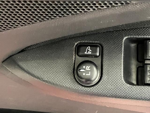 ムーヴカスタム　Ｘリミテッド下取車　セキュリティーアラーム　電格ミラー　スマートキー　ＤＶＤ再生　衝突安全ボディ　ベンチシート　運転席エアバック　ＡＢＳ　アルミホイール　ワンセグ　記録簿　アイドリングストップ搭載（長崎県）の中古車