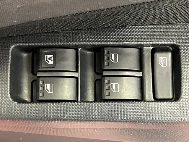 ムーヴカスタム　Ｘリミテッド下取車　セキュリティーアラーム　電格ミラー　スマートキー　ＤＶＤ再生　衝突安全ボディ　ベンチシート　運転席エアバック　ＡＢＳ　アルミホイール　ワンセグ　記録簿　アイドリングストップ搭載（長崎県）の中古車