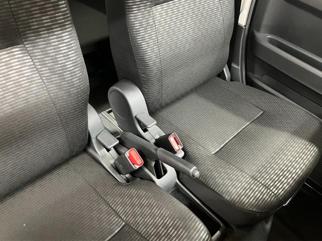ハイゼットカーゴＤＸ届出済未使用車　展示車　誤発進抑制　禁煙　両側スライド　デュアルエアバッグ　キーフリーシステム　レーンアシスト　横滑り防止機能　ワンオーナー車　安全ボディ　アイドリングストップ　オートライト　記録簿（長崎県）の中古車