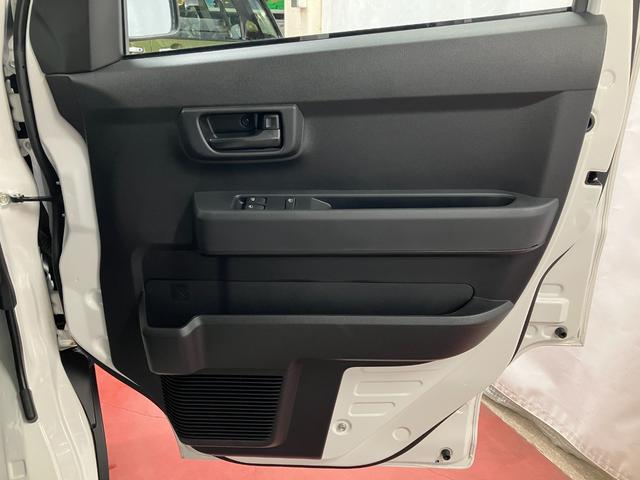 ハイゼットカーゴＤＸ届出済未使用車　展示車　誤発進抑制　禁煙　両側スライド　デュアルエアバッグ　キーフリーシステム　レーンアシスト　横滑り防止機能　ワンオーナー車　安全ボディ　アイドリングストップ　オートライト　記録簿（長崎県）の中古車