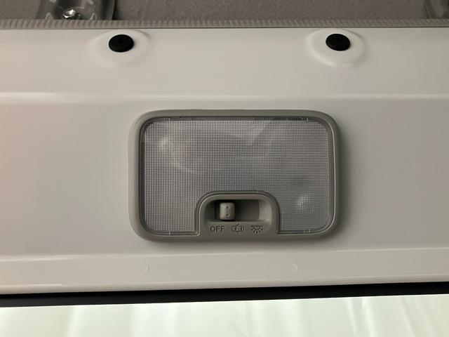 ハイゼットカーゴＤＸ届出済未使用車　展示車　誤発進抑制　禁煙　両側スライド　デュアルエアバッグ　キーフリーシステム　レーンアシスト　横滑り防止機能　ワンオーナー車　安全ボディ　アイドリングストップ　オートライト　記録簿（長崎県）の中古車