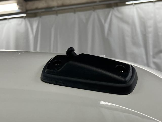 ハイゼットカーゴＤＸ届出済未使用車　展示車　誤発進抑制　禁煙　両側スライド　デュアルエアバッグ　キーフリーシステム　レーンアシスト　横滑り防止機能　ワンオーナー車　安全ボディ　アイドリングストップ　オートライト　記録簿（長崎県）の中古車