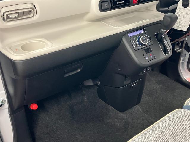 ムーヴキャンバスストライプスＧひょう害車　届出済未使用車　展示車　両側パワードア　スマートキー　軽減ブレーキ　禁煙　セキュリティ　電格ミラー　ＬＥＤライト　レーンキープ　フロントベンチシート　シ−トヒ−タ−（長崎県）の中古車