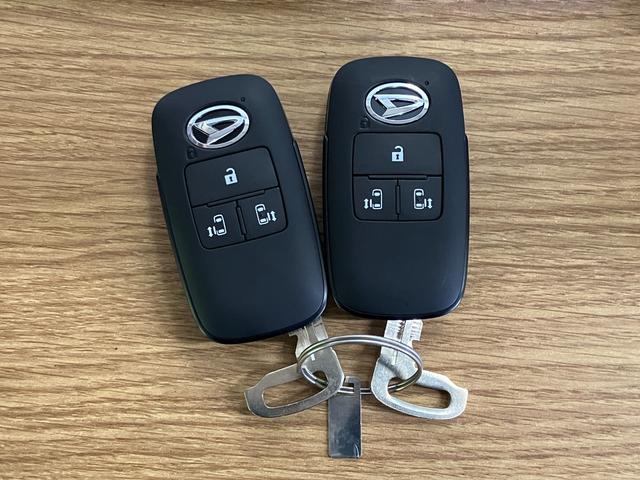 タントファンクロスターボ届出済未使用車　展示車　誤発進抑制機能　車線逸脱警報　電格ミラー　ＥＣＯアイドル　ＬＥＤライト　禁煙　シートヒーター　オートライト　キーフリー　セキュリティアラーム　１オーナー　衝突安全ボディ　アルミ（長崎県）の中古車