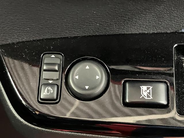 ｅＫクロスＧ下取車　ＬＥＤライト　ドライブレコーダー　インテリジェントキー　ＤＶＤ再生　オートライト　シートヒーター　電格ミラー　ナビＴＶ　アルミホイール　メモリーナビ　キーフリー　盗難防止装置　ＡＢＳ（長崎県）の中古車