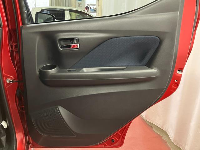 ｅＫクロスＧ下取車　ＬＥＤライト　ドライブレコーダー　インテリジェントキー　ＤＶＤ再生　オートライト　シートヒーター　電格ミラー　ナビＴＶ　アルミホイール　メモリーナビ　キーフリー　盗難防止装置　ＡＢＳ（長崎県）の中古車